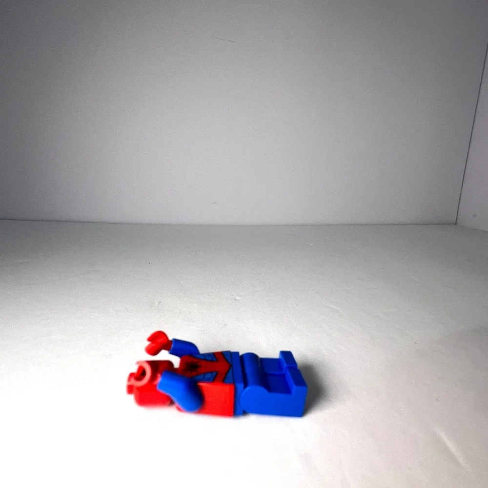 LEGO Spider-Man Minifigure sh546 Marvel Super Hero Peter Parker Spiderverse